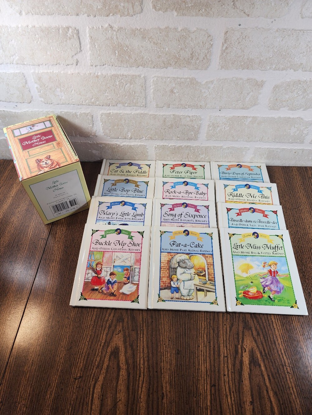 Little Mother Goose House Boxed Kids Storybook Set 12 Books Illus. Wendy Edelson